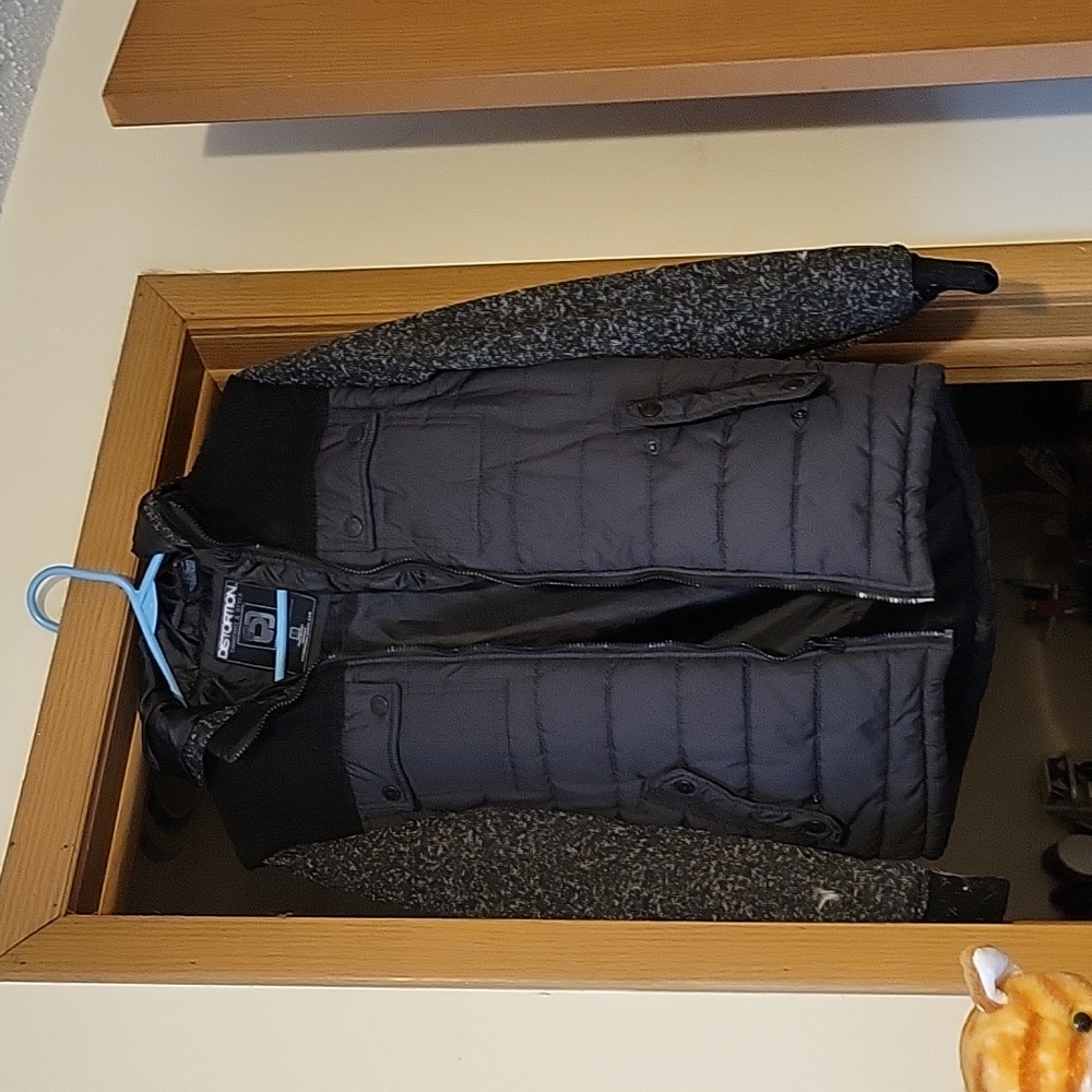 NWOT Distortion Small Jacket